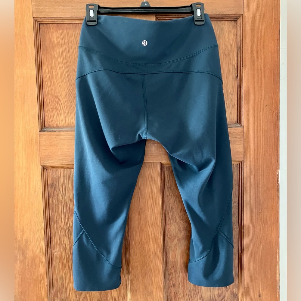 Lululemon capri leggings